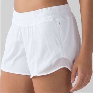 Lululemon Hotty Hot Shorts 2.5” Inseam